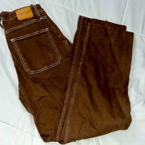 Brown high rise jeans, size 3 not 2 there was no option for 3!